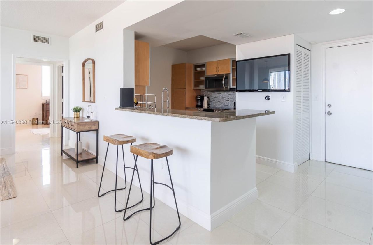 Appartamento a Miami, USA, 130 m² - foto 6