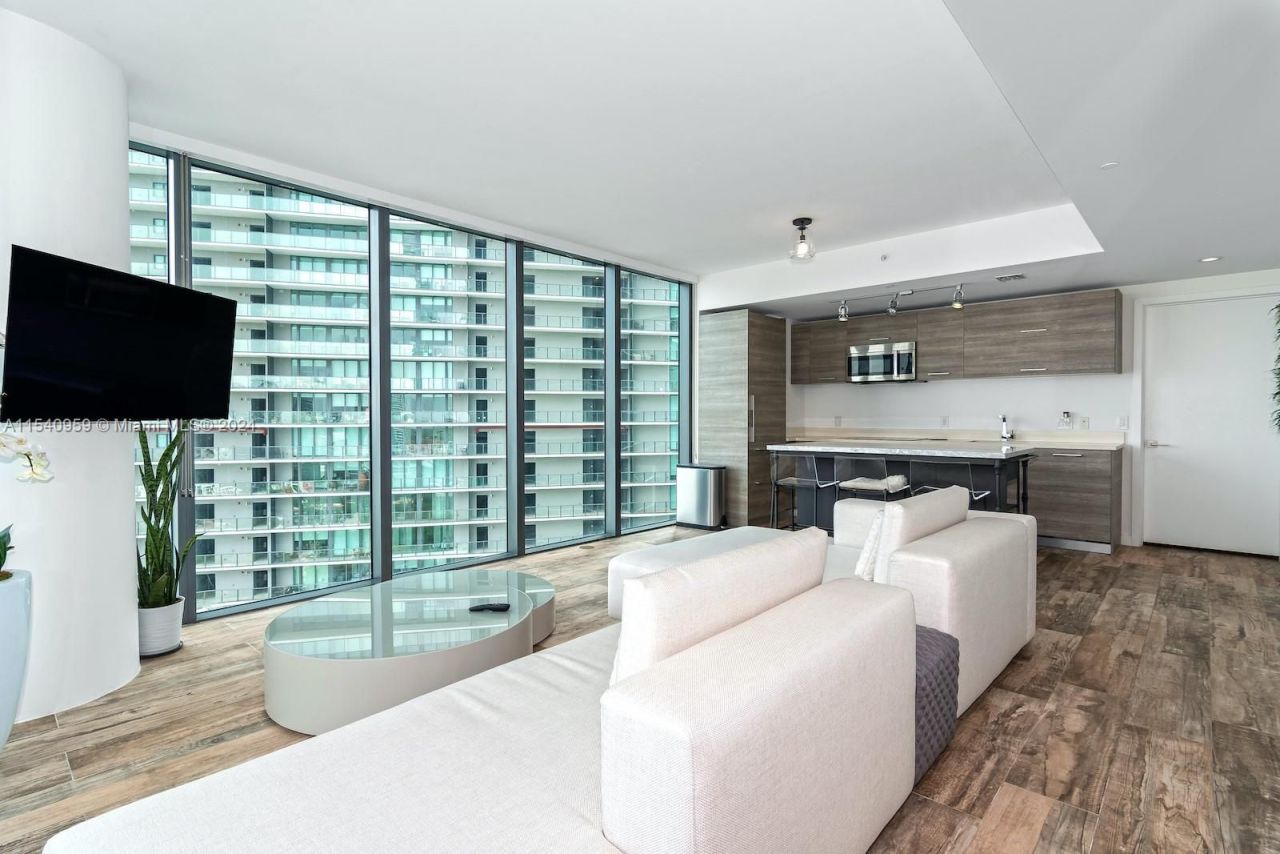 Flat in Miami, USA, 65 m² - picture 4