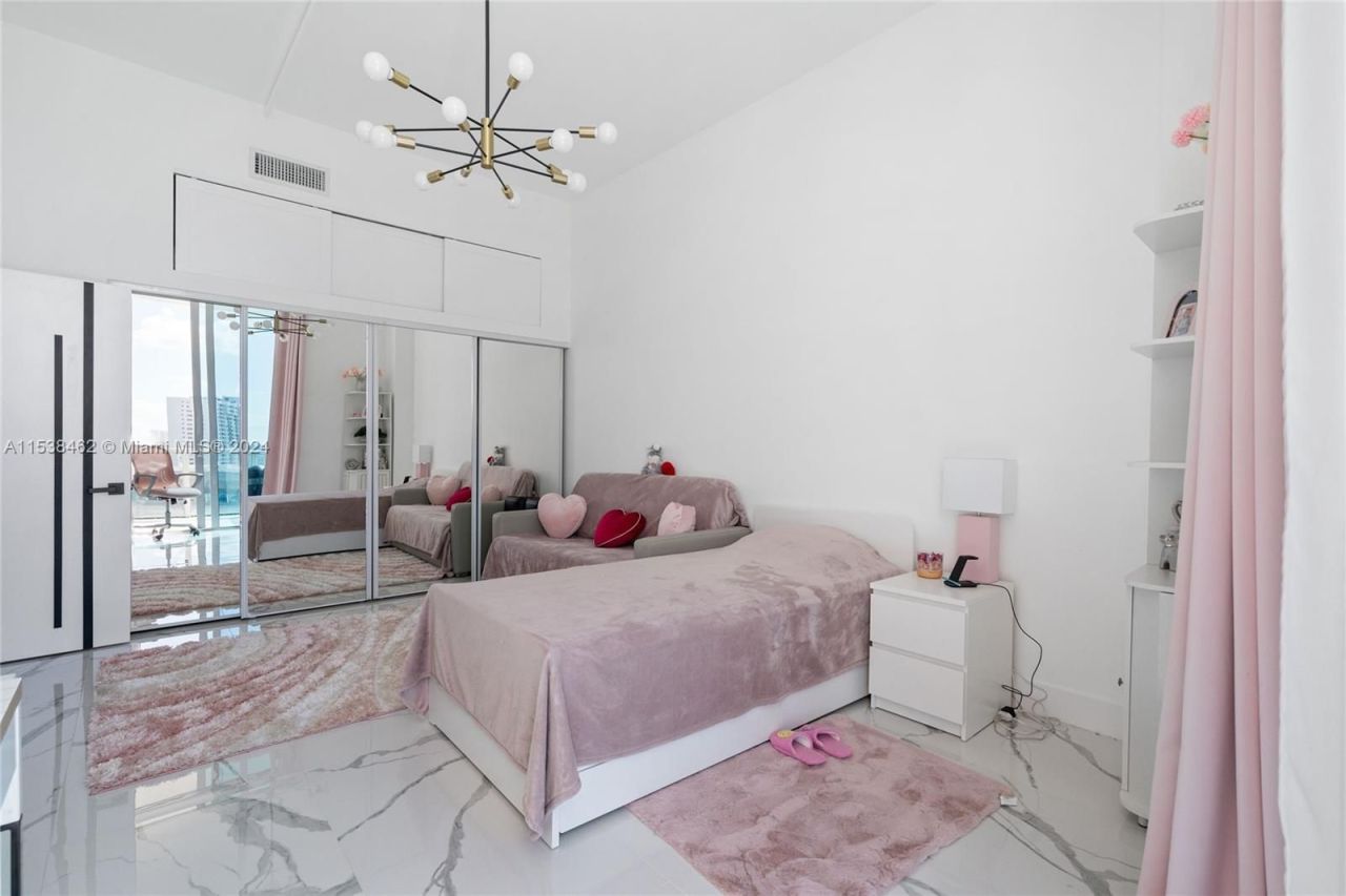 Loft à Miami, États-Unis, 130 m² - image 13