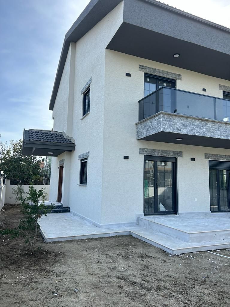 Villa in Istanbul, Türkei, 320 m² - Foto 2