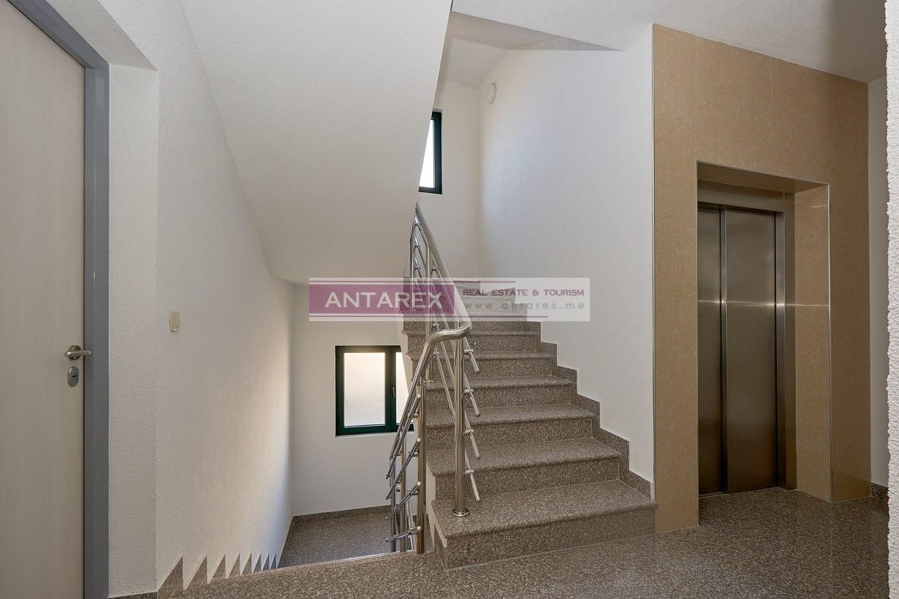 Apartment in Becici, Montenegro, 63 m² - picture 7