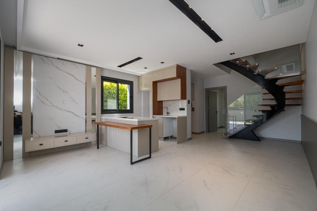 Villa a Çeşme, Turchia, 200 m² - foto 4