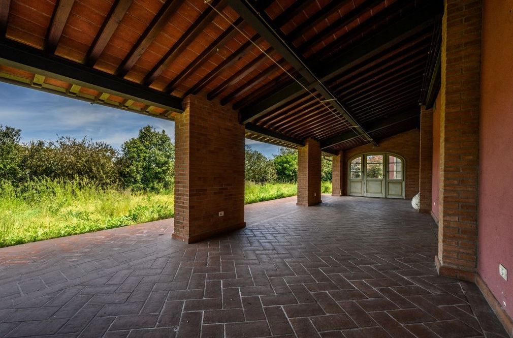 Commercial apartment building in Lucca, Italy, 800 m² - picture 5