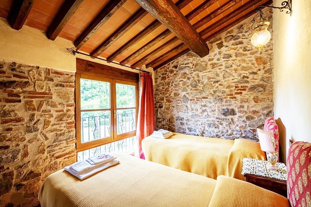 Finca en Lucca, Italia, 640 m² - imagen 18