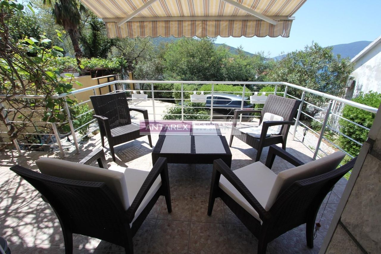 Villa en Kumbor, Montenegro, 210 m² - imagen 11