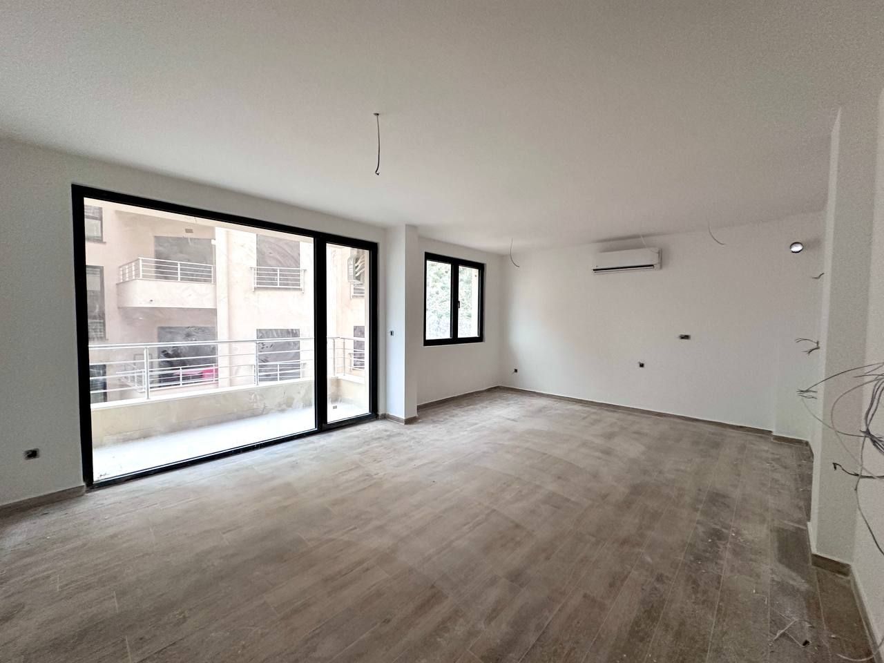 Piso en Budva, Montenegro, 81 m² - imagen 1