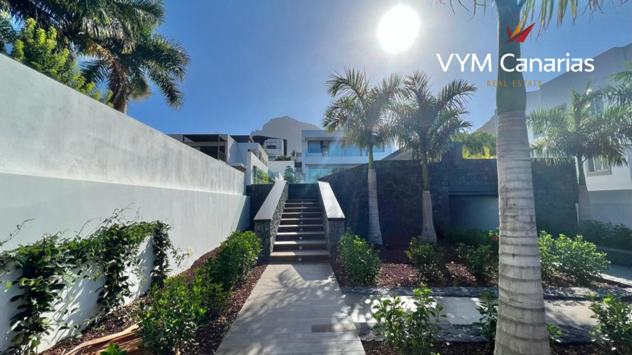 Villa en Tenerife, España, 497.55 m² - imagen 3