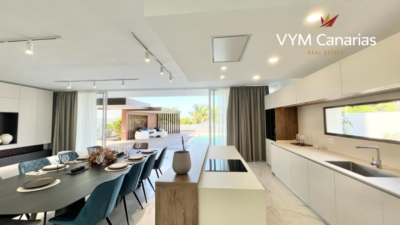 Villa en Tenerife, España, 497.55 m² - imagen 12