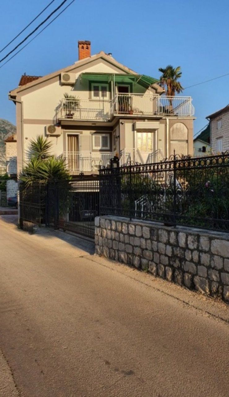 Casa a Stoliv, Montenegro, 150 m² - foto 5