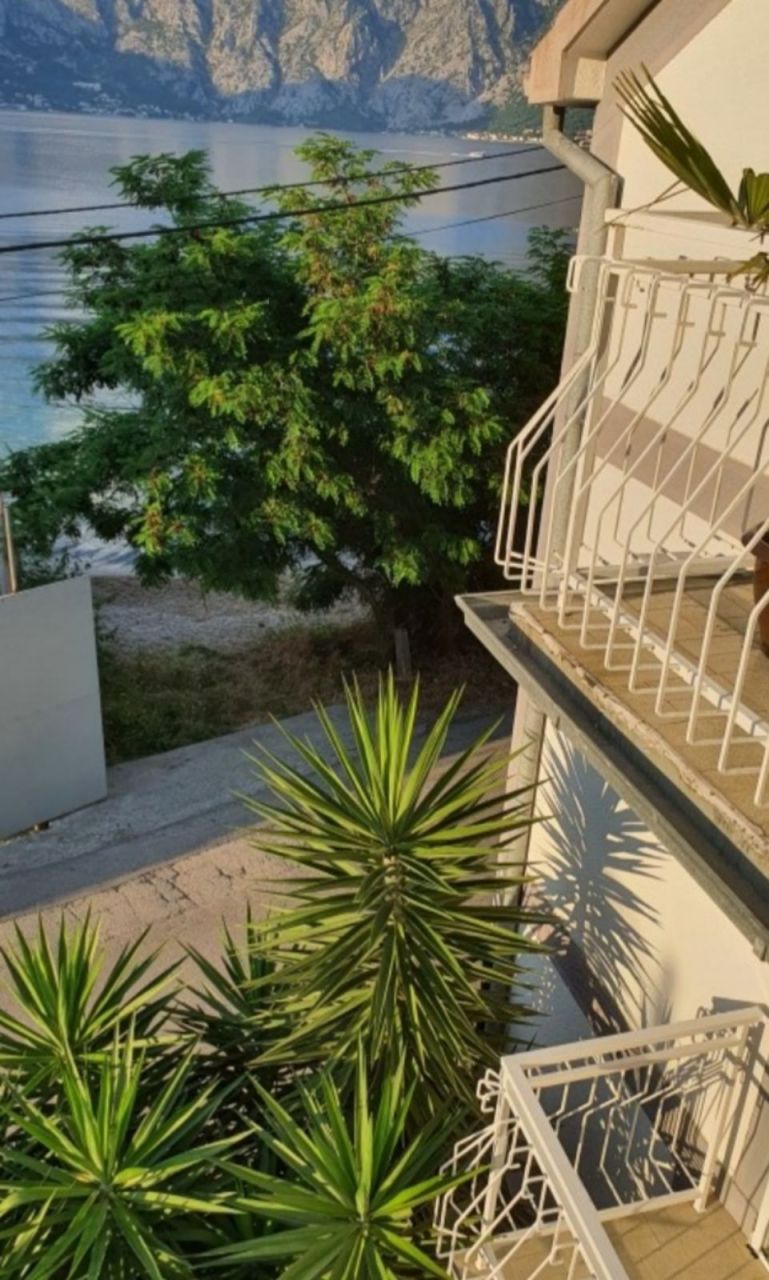 Casa a Stoliv, Montenegro, 150 m² - foto 7