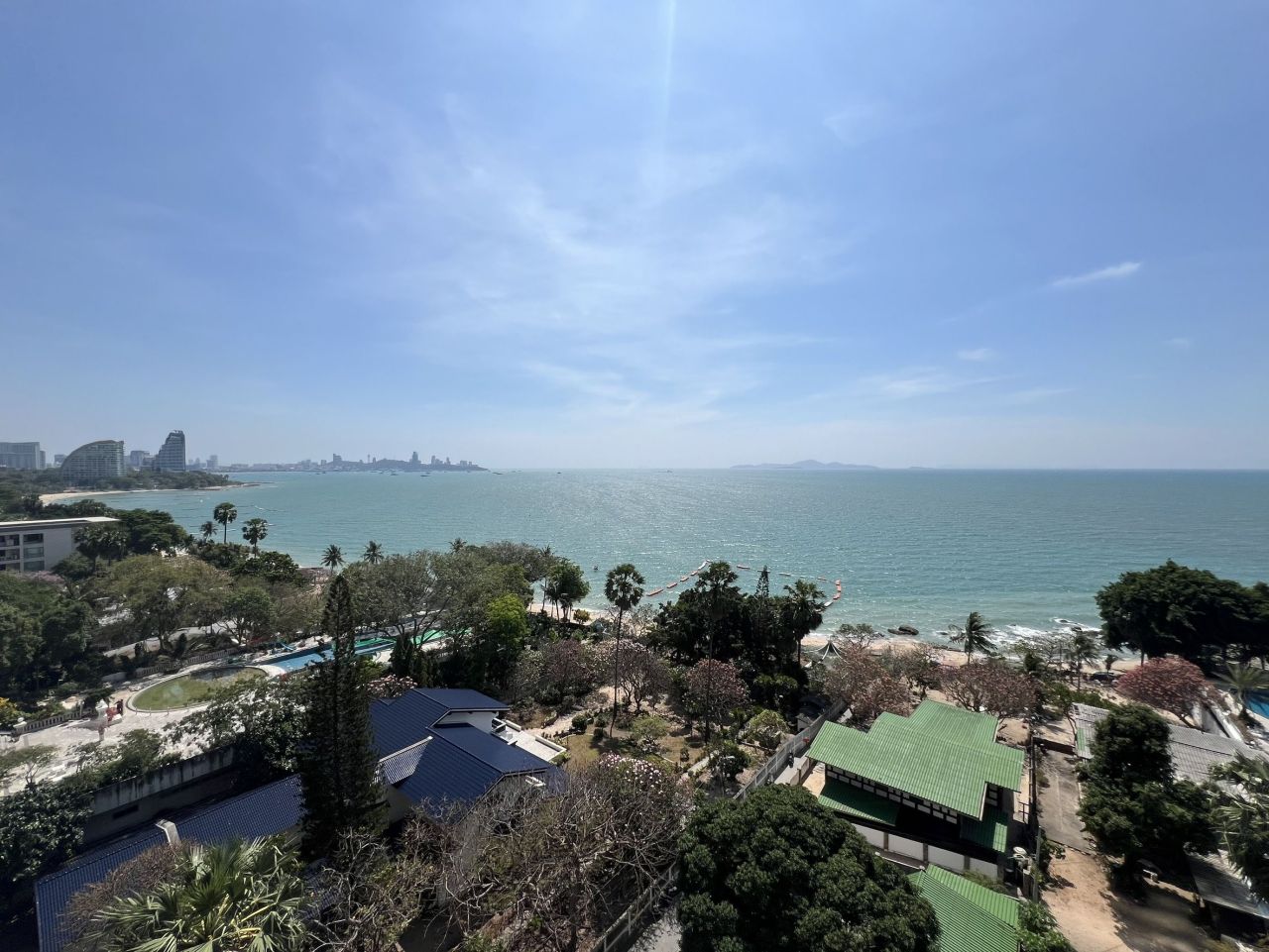 Piso en Pattaya, Tailandia, 93 m² - imagen 1