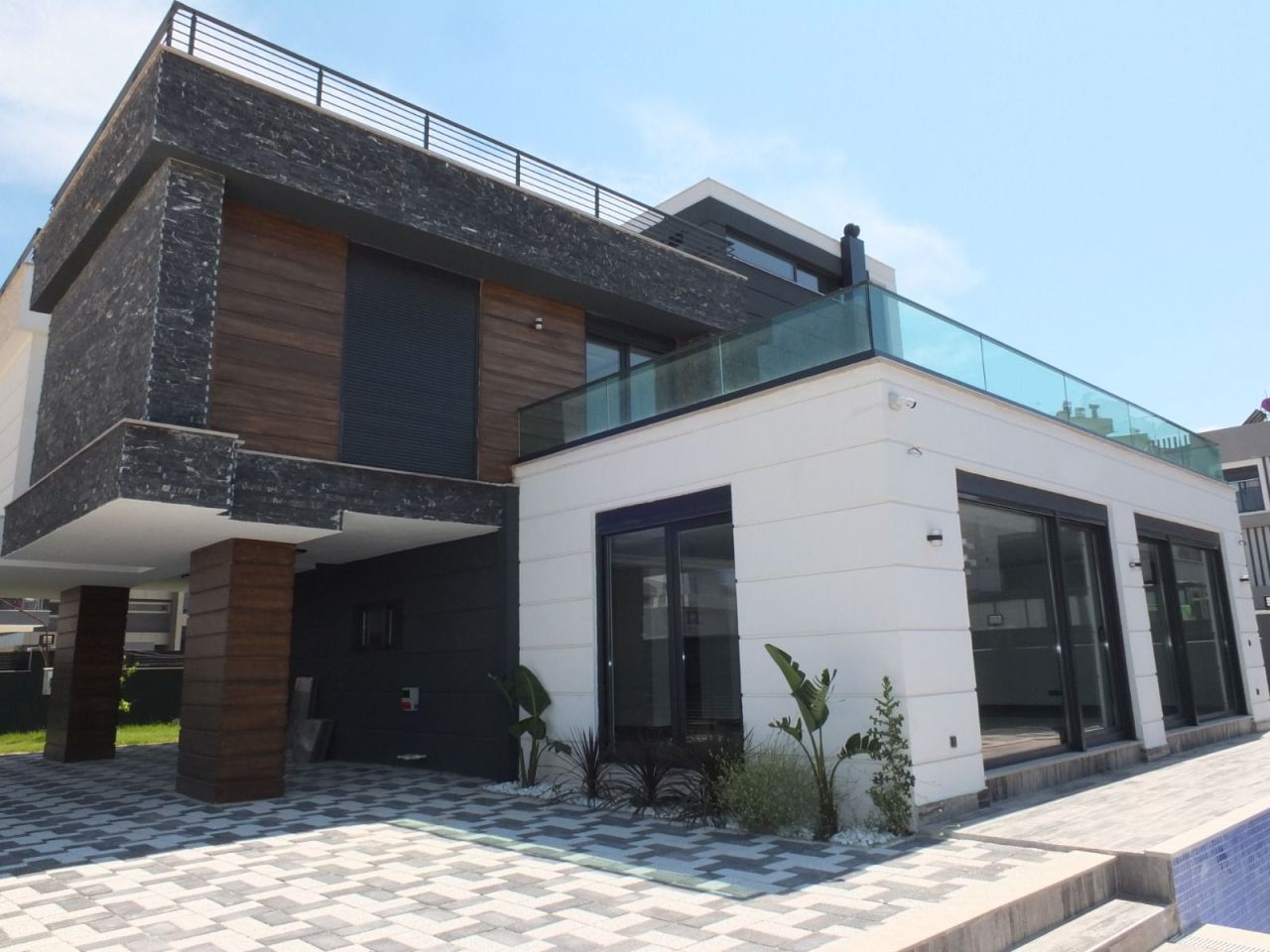 House in Antalya, Turkey, 490 m² - picture 1