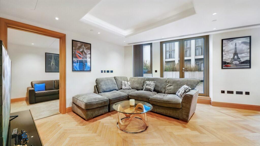 Apartment in London, Großbritannien, 113.8 m² - Foto 1