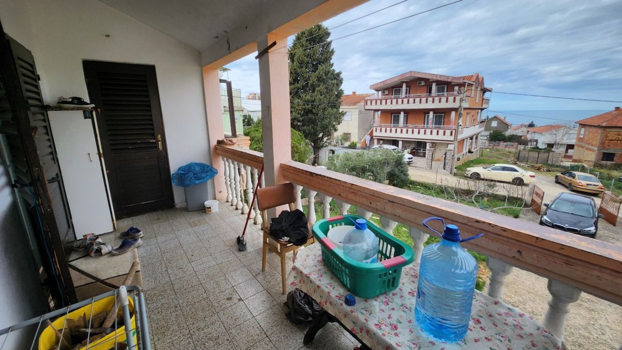 Haus in Dobra Voda, Montenegro, 180 m² - Foto 6