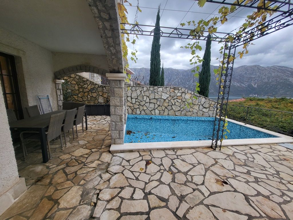 Appartamento a Kotor, Montenegro, 126 m² - foto 12