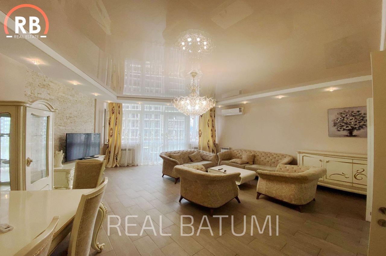 Wohnung in Batumi, Georgien, 146 m² - Foto 1