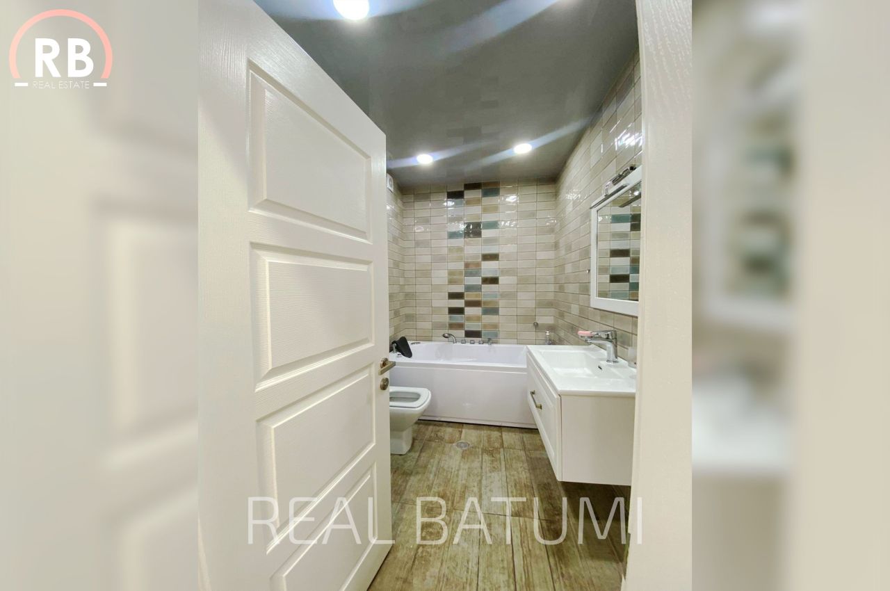 Appartamento a Batumi, Georgia, 146 m² - foto 8