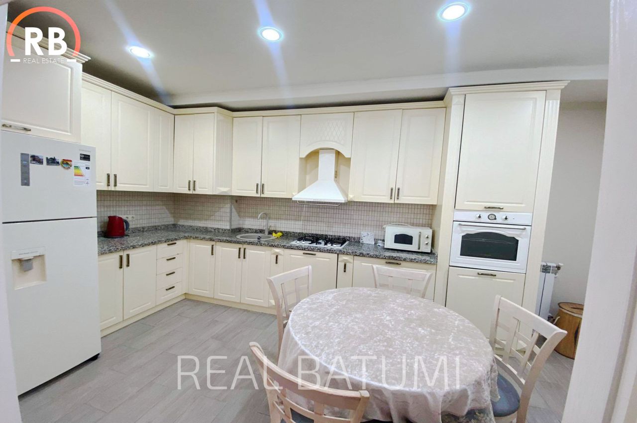 Appartamento a Batumi, Georgia, 146 m² - foto 5