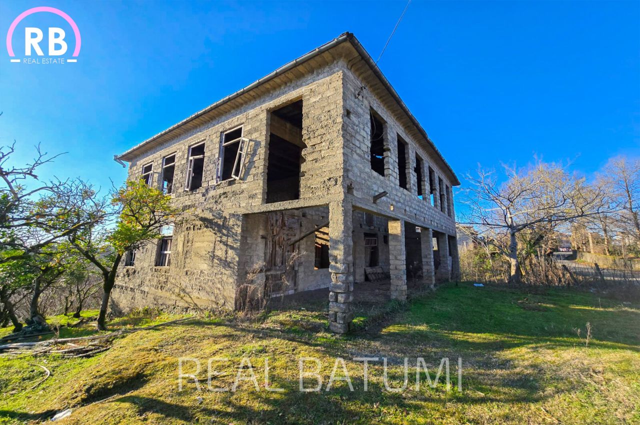 Land in Batumi, Georgia, 2 600 m² - picture 5