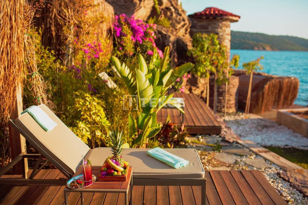 Apartment in Milas, Turkey, 175 m² - picture 17