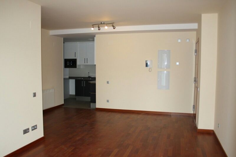 Flat in Barcelona, Spain - picture 5