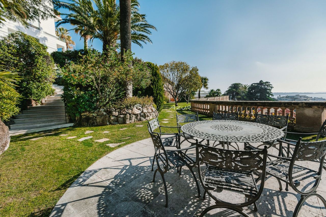 Villa in Cannes, France, 380 m² - picture 6