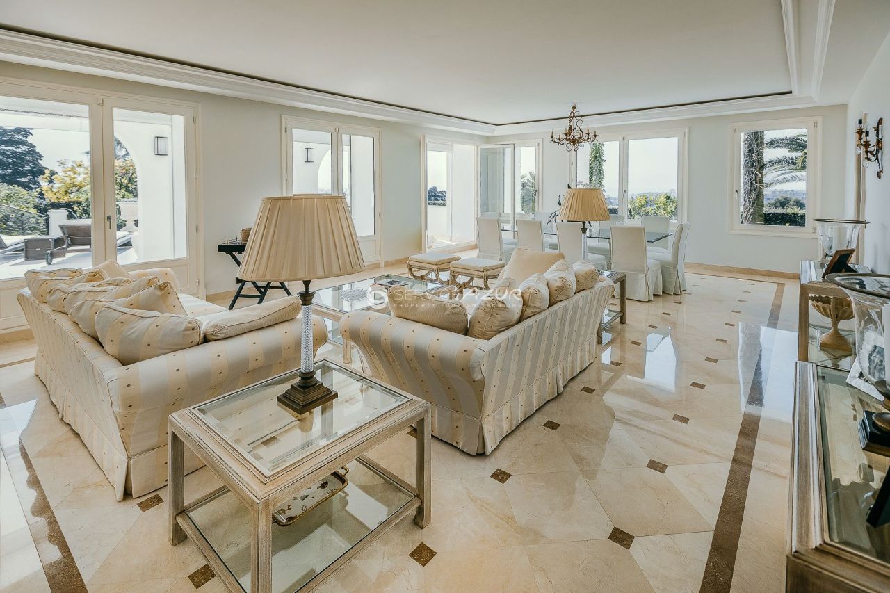 Villa in Cannes, France, 380 m² - picture 8