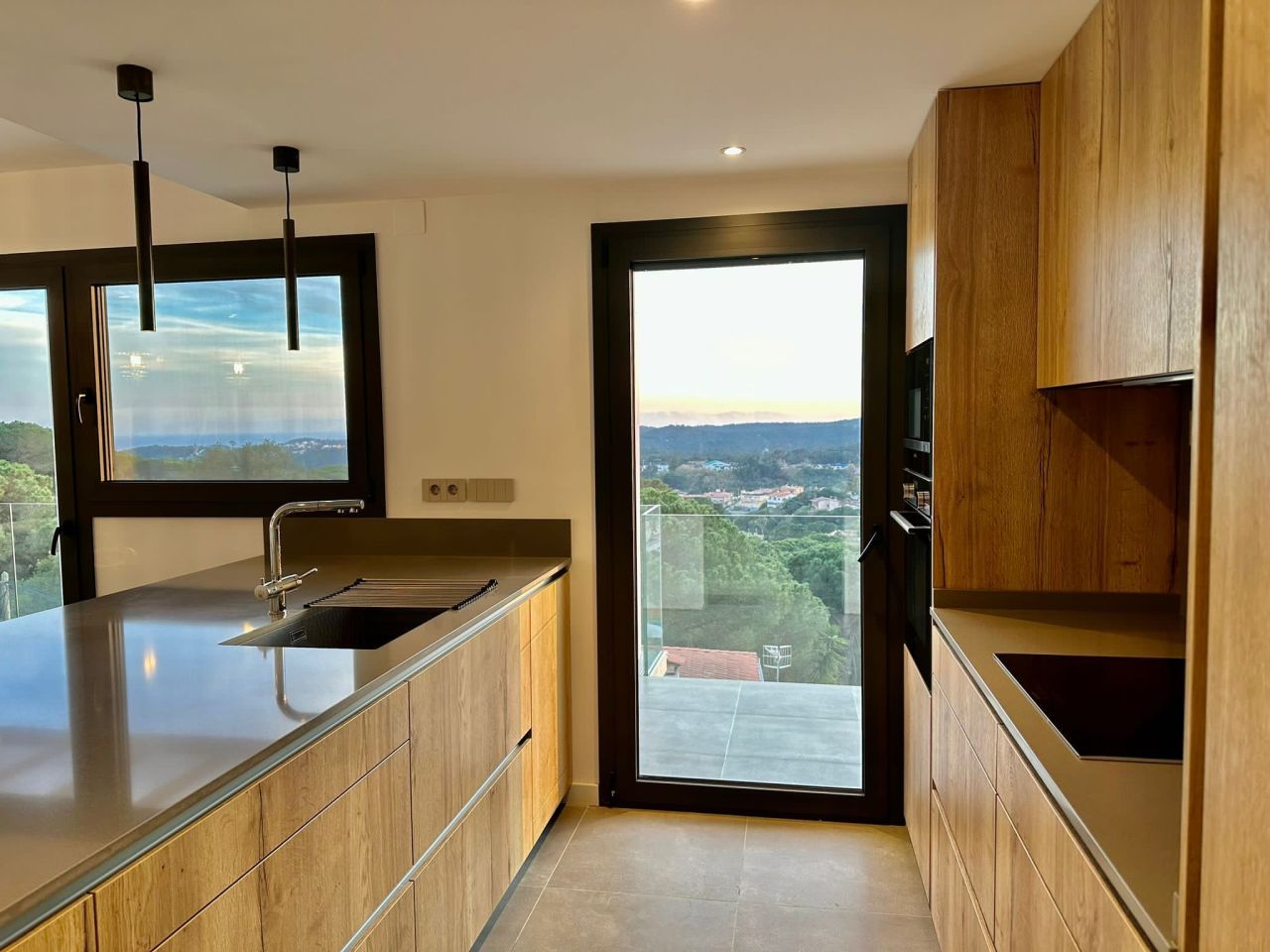 Haus in Lloret de Mar, Spanien, 387 m² - Foto 3