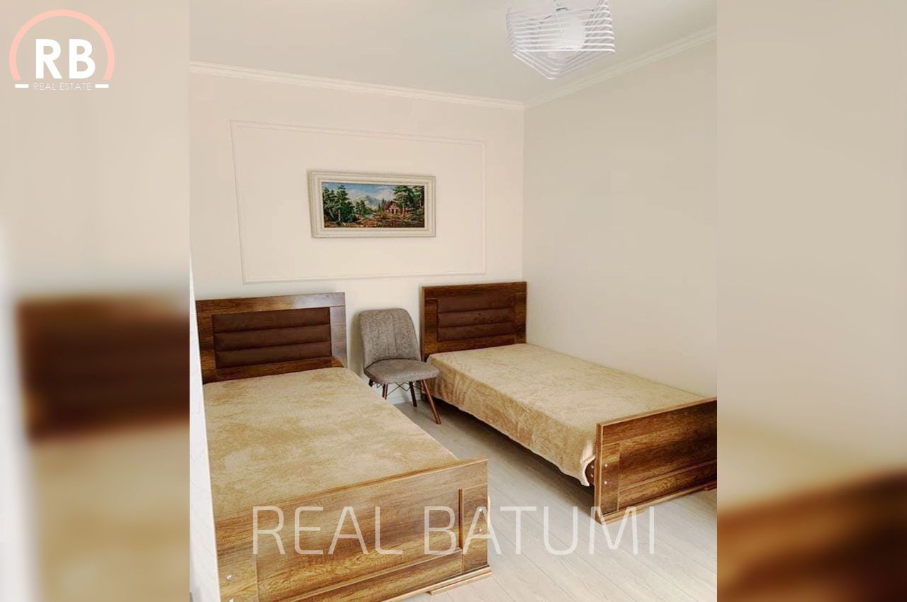 Flat in Batumi, Georgia, 42.2 m² - picture 9