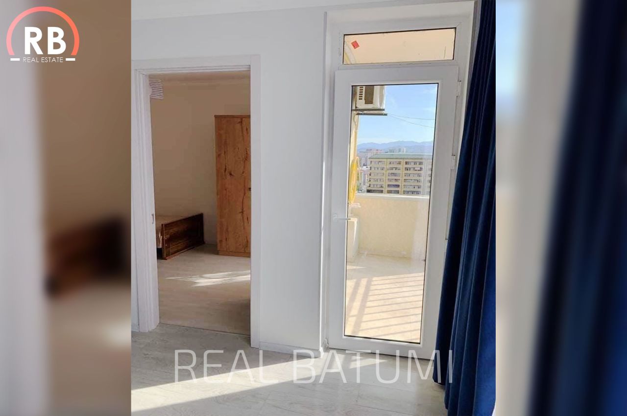 Flat in Batumi, Georgia, 42.2 m² - picture 2