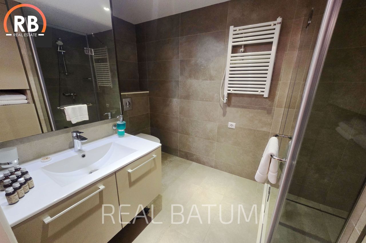 Wohnung in Batumi, Georgien, 80 m² - Foto 16