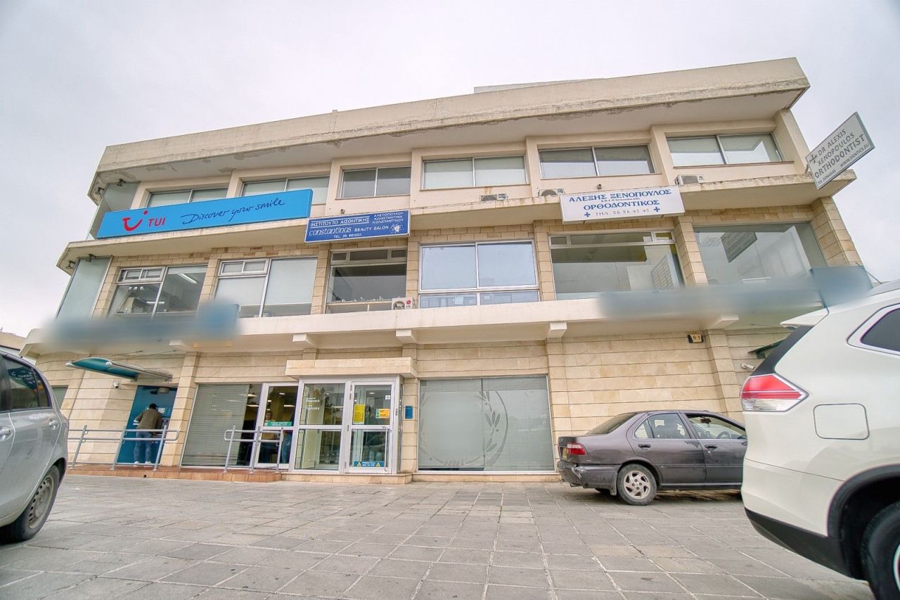 Gewerbeimmobilien in Paphos, Zypern, 500 m² - Foto 1