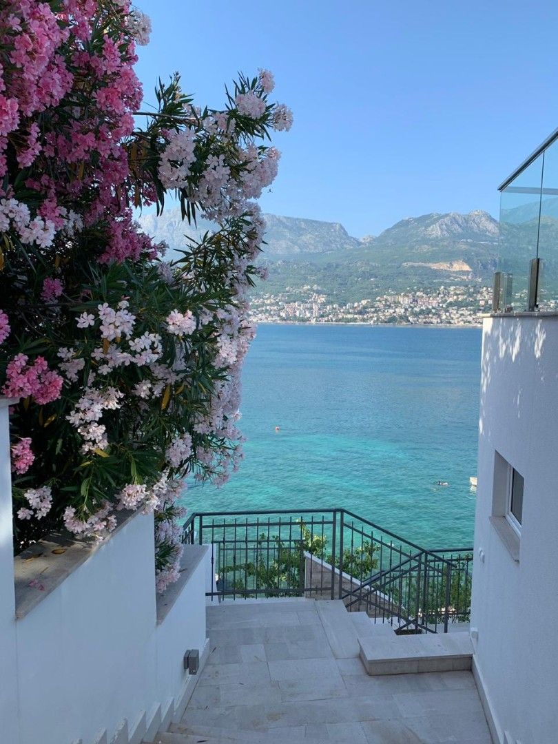 Villa en Herceg-Novi, Montenegro, 230 m² - imagen 8