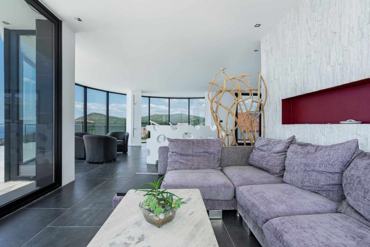 Villa en Budva, Montenegro, 1 150 m² - imagen 18