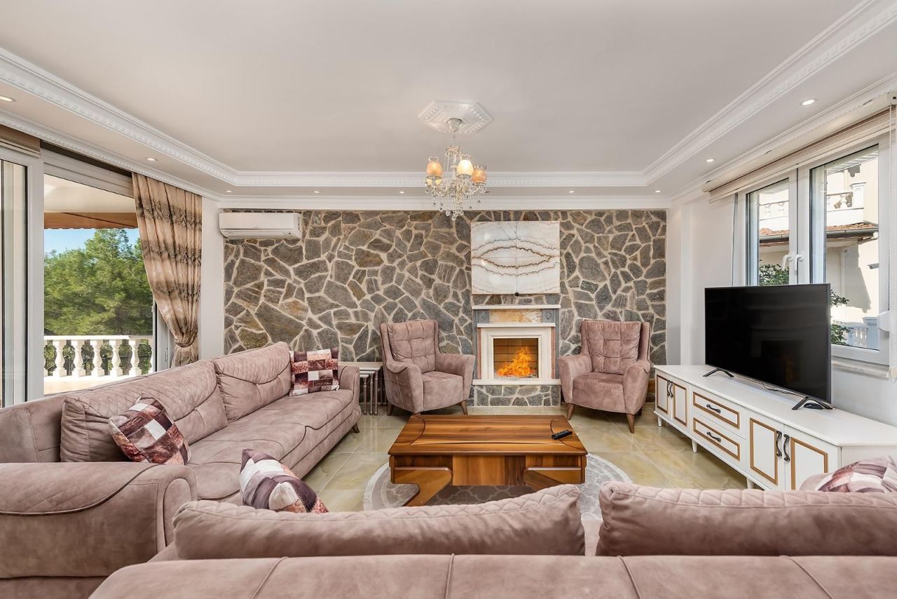 Villa in Avsallar, Turkey, 185 m² - picture 1