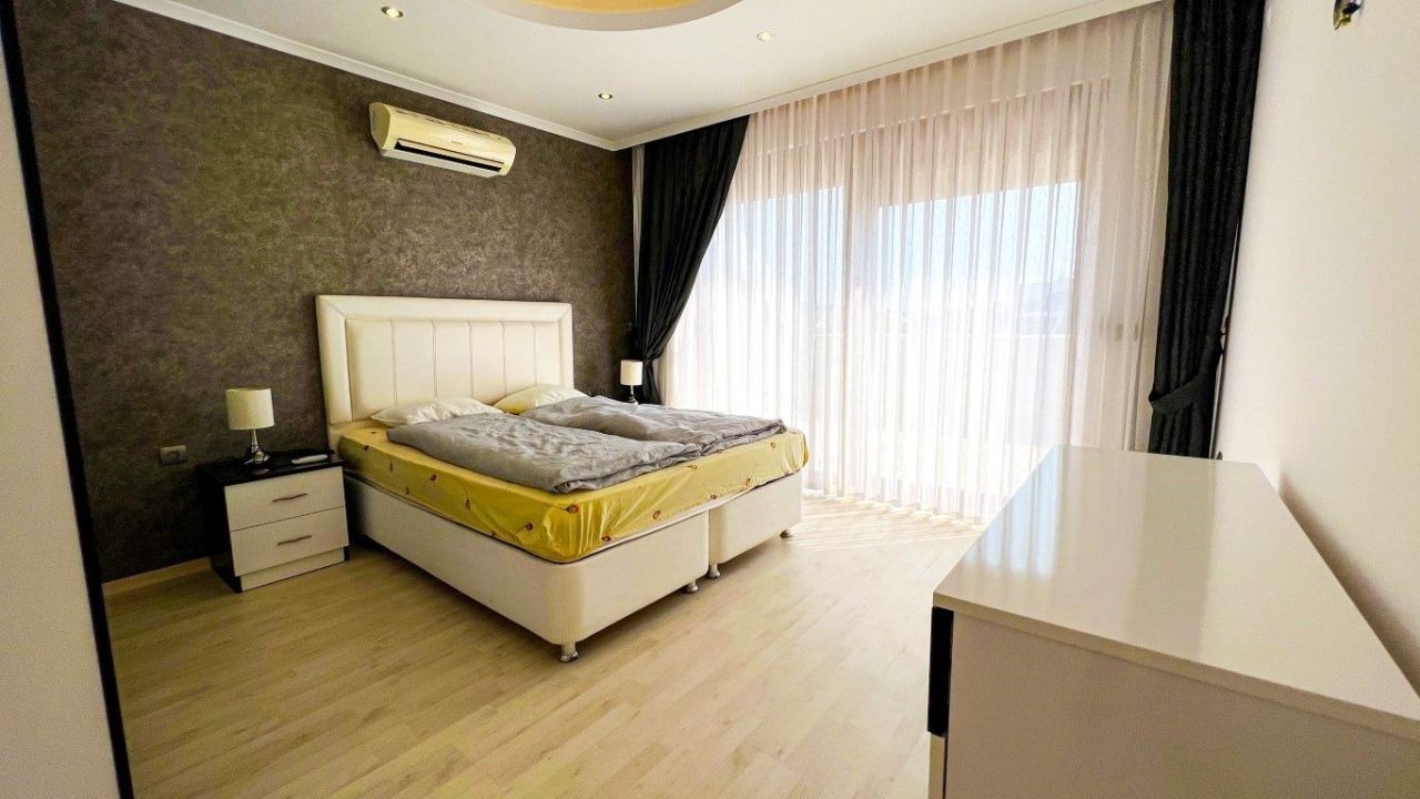 Apartment in Alanya, Turkey, 220 m² - picture 12