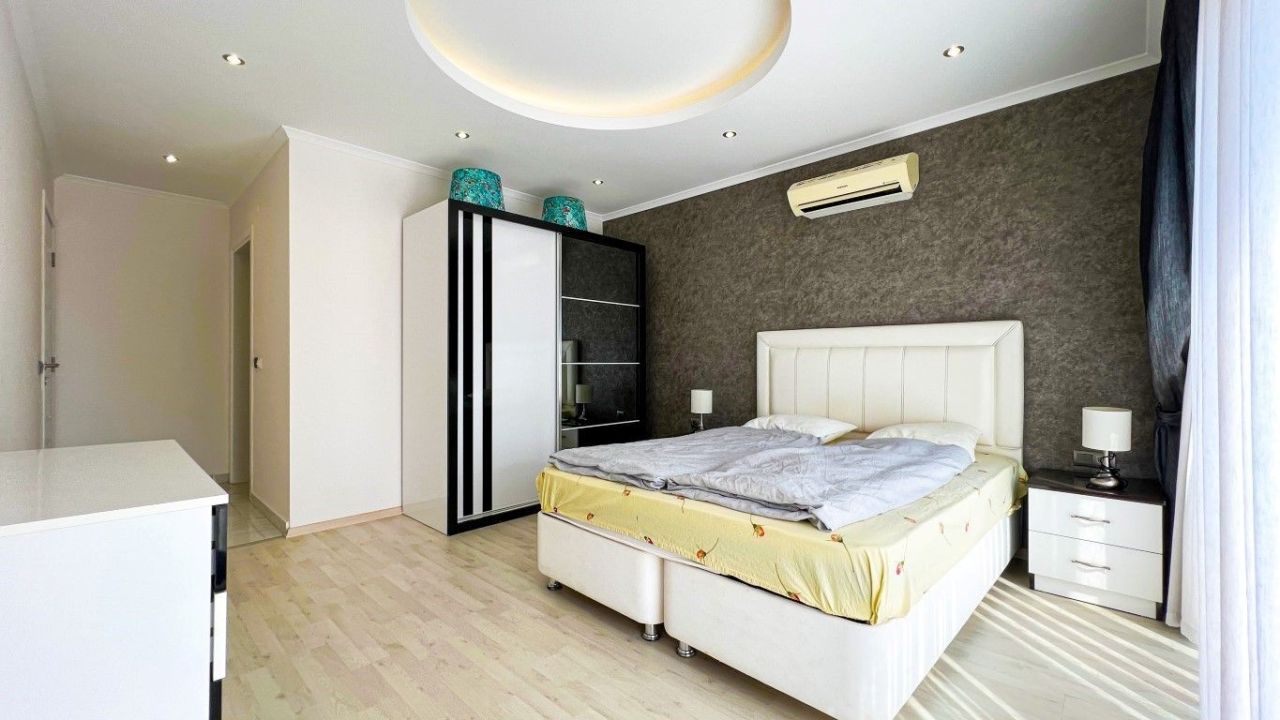 Apartment in Alanya, Turkey, 220 m² - picture 13