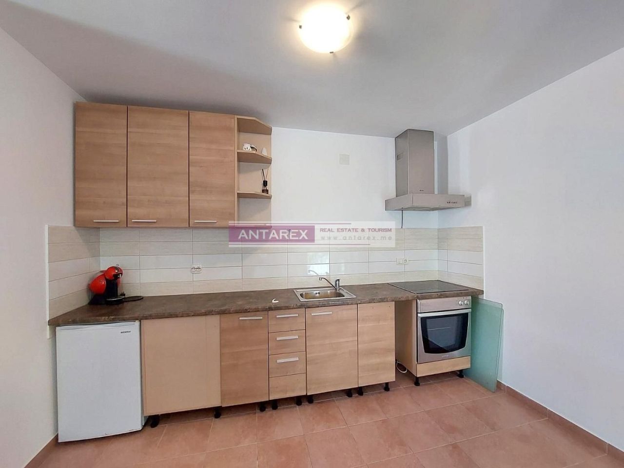 Apartamento en Njivice, Montenegro, 58 m² - imagen 5