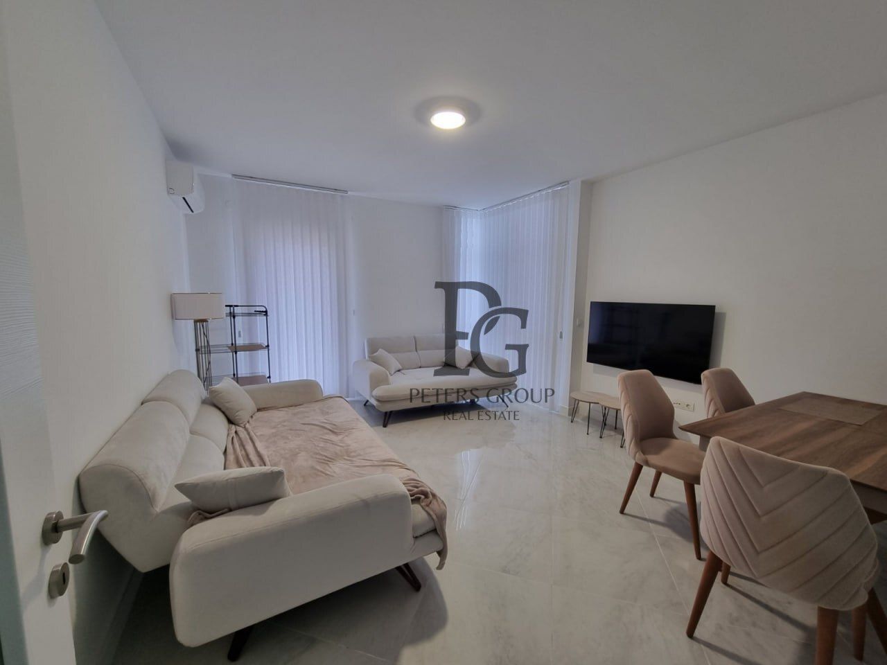 Flat in Budva, Montenegro, 95 m² - picture 1