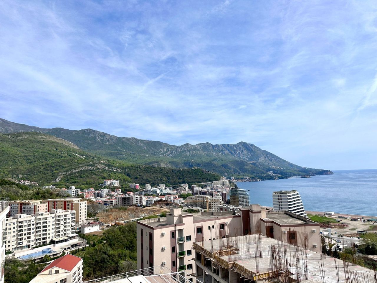 Piso en Budva, Montenegro, 60 m² - imagen 2