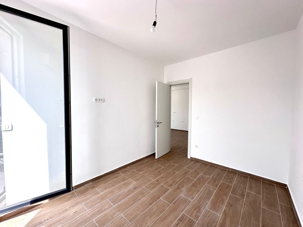 Piso en Budva, Montenegro, 60 m² - imagen 7