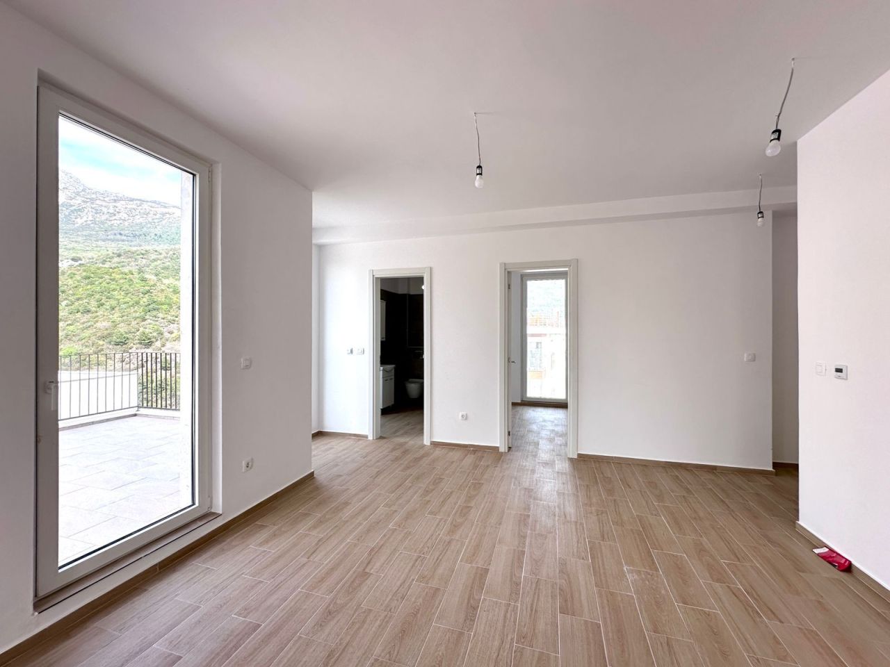 Piso en Budva, Montenegro, 69 m² - imagen 1