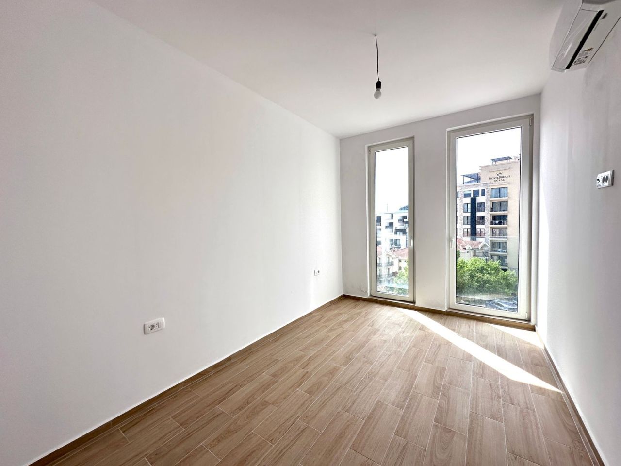 Piso en Budva, Montenegro, 69 m² - imagen 4