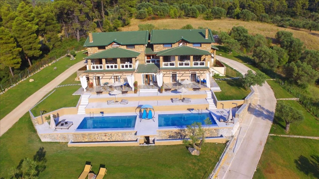 Villa en Calcídica, Grecia, 420 m² - imagen 1