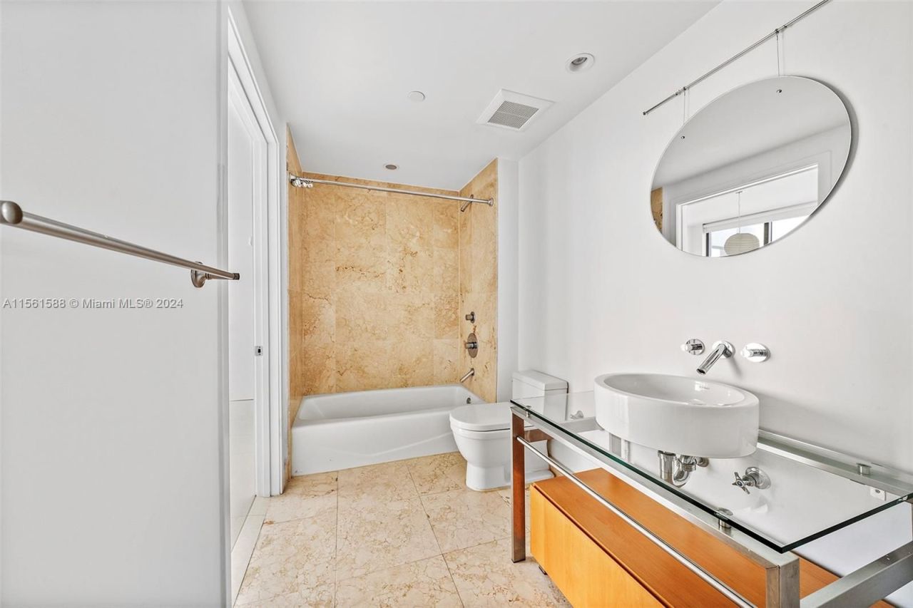 Loft in Miami, USA, 160 m² - picture 14