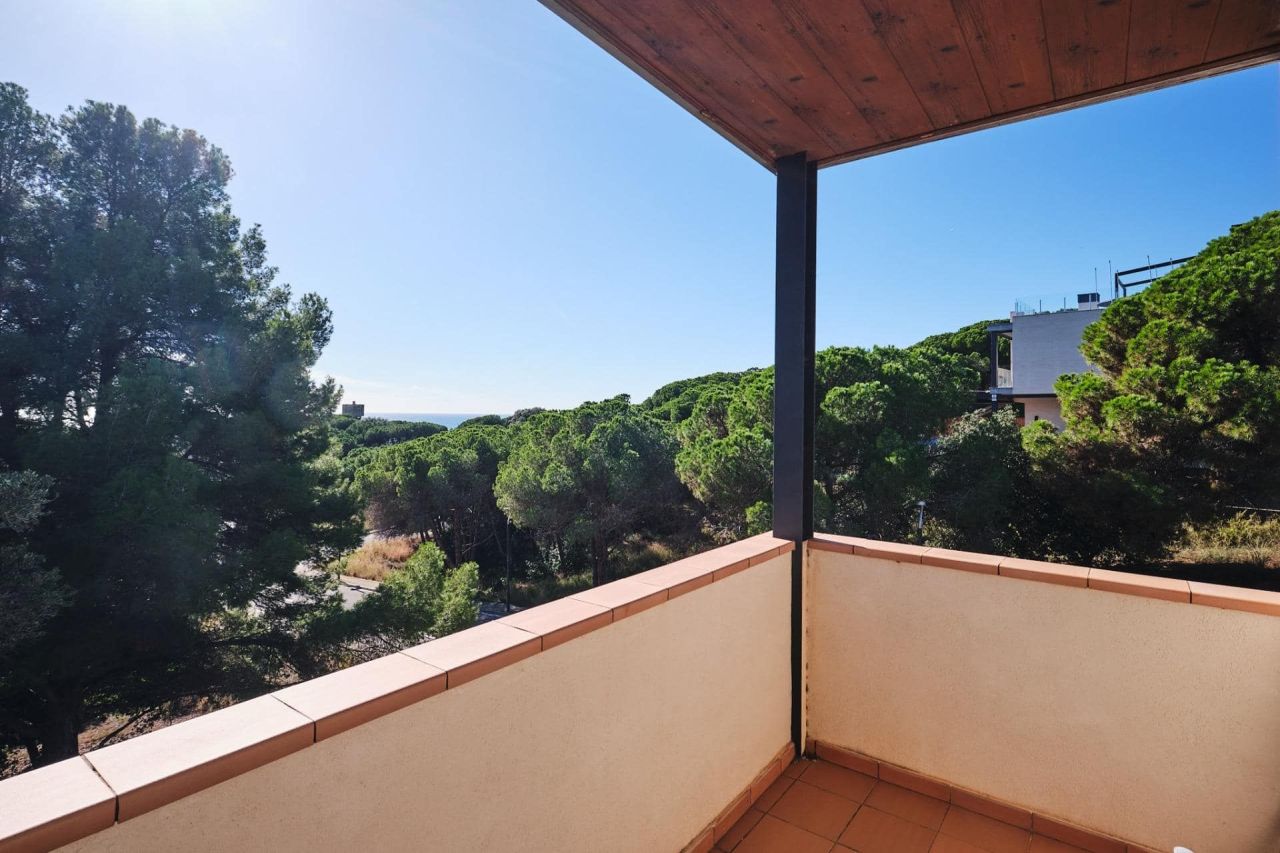 House in Barcelona, Spain, 413 m² - picture 2