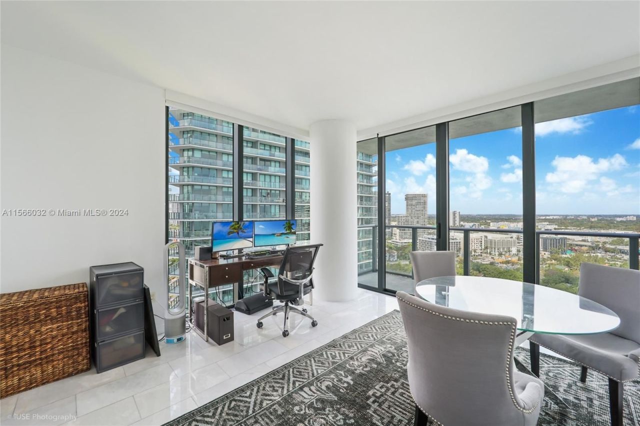 Flat in Miami, USA, 160 m² - picture 7
