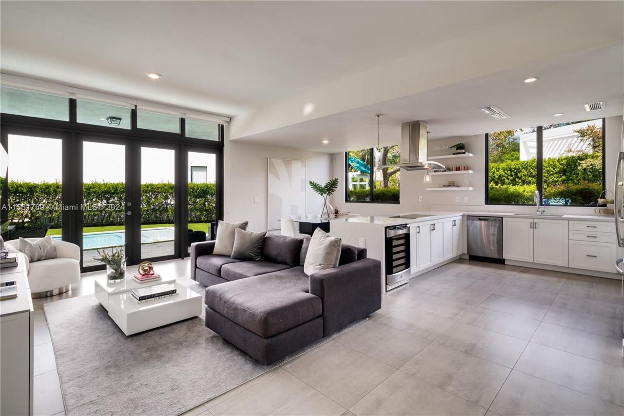 Casa en Miami, Estados Unidos, 200 m² - imagen 3