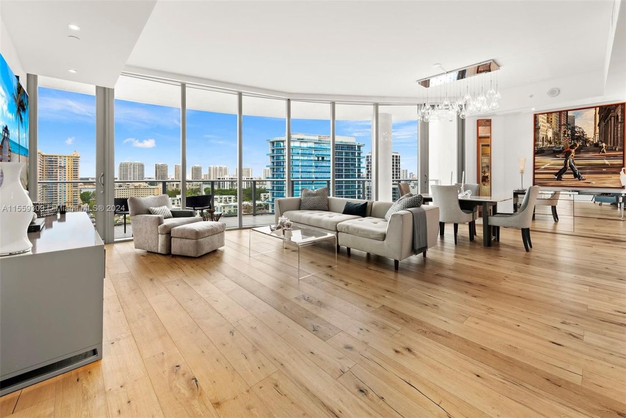 Flat in Miami, USA, 140 m² - picture 3