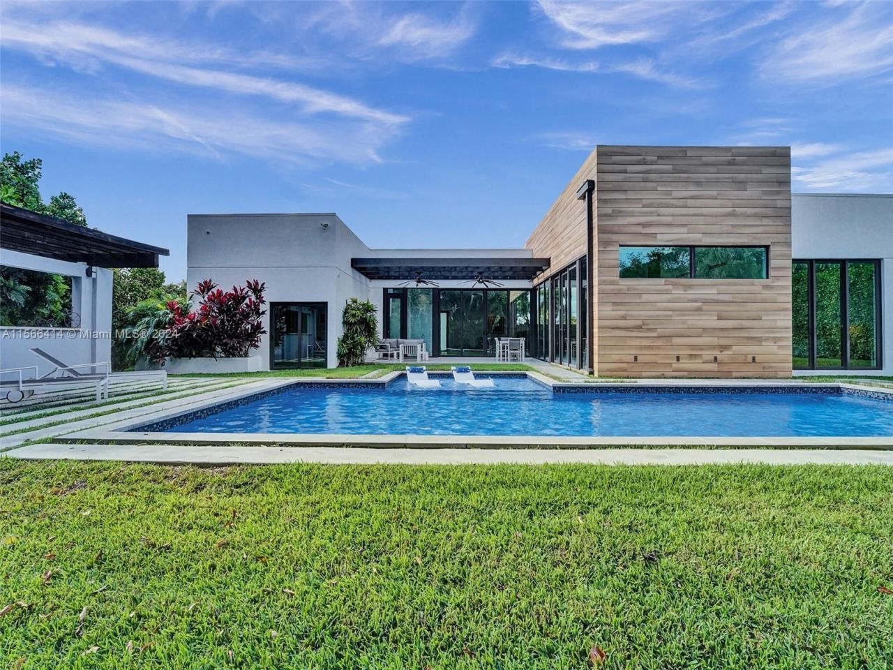 Villa in Miami, USA, 340 m² - Foto 2